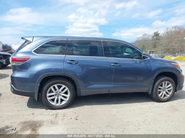 Toyota Highlander Le V6 2016 5TDBKRFH9GS266399 Image 13
