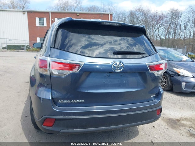 Toyota Highlander Le V6 2016 5TDBKRFH9GS266399 Image 16