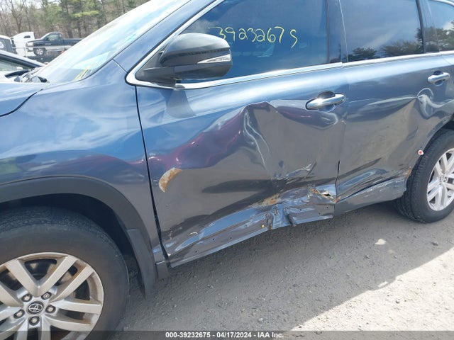 Toyota Highlander Le V6 2016 5TDBKRFH9GS266399 Image 6