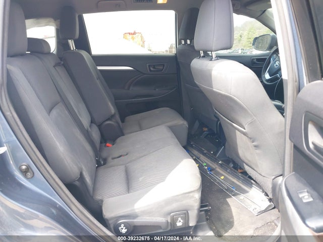 Toyota Highlander Le V6 2016 5TDBKRFH9GS266399 Image 8
