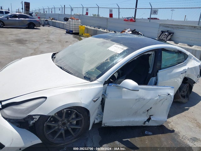 Tesla Model 3 Long Range/mid Range/standard Range/standard Range Plus 2019 5YJ3E1EA1KF401678 Image 6