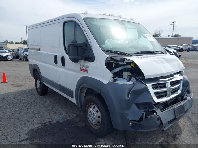 3C6TRVNG8JE136835 RAM Promaster 1500 Low Roof 118 Wb