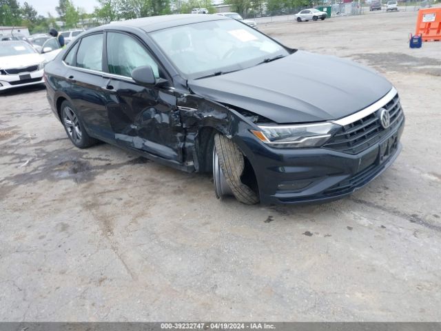 Auction sale of the 2019 Volkswagen Jetta 1.4t R-line/1.4t S/1.4t Se, vin: 3VWC57BU1KM015837, lot number: 39232747