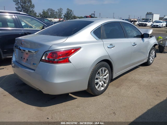 Nissan Altima 2.5 S 2014 1N4AL3APXEC129187 Image 4