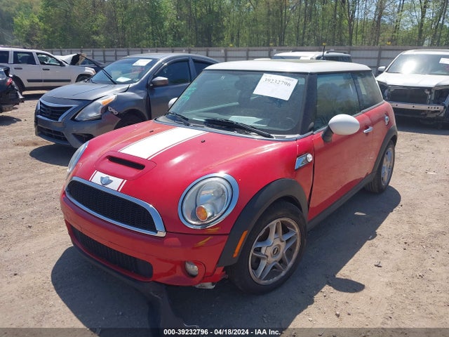 2010 MINI COOPER S WMWMF7C55ATZ71556 Photo 1