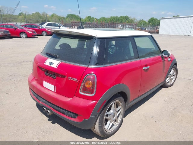 2010 MINI COOPER S WMWMF7C55ATZ71556 Photo 3