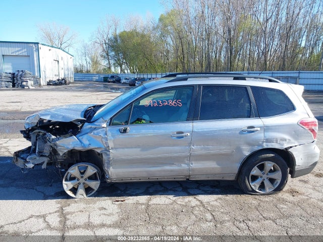 Subaru Forester 2.5i Limited 2015 JF2SJAHC3FH435018 Image 14