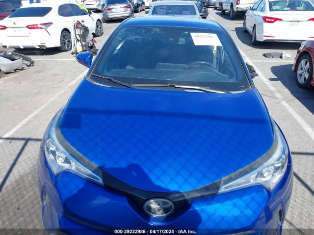 NMTKHMBX7JR017670 Toyota C-hr Xle Premium