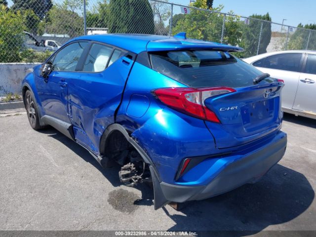 NMTKHMBX7JR017670 Toyota C-hr Xle Premium