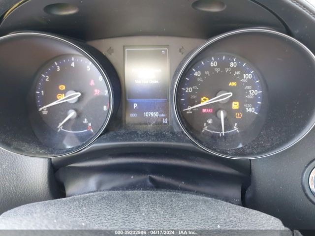 NMTKHMBX7JR017670 Toyota C-hr Xle Premium