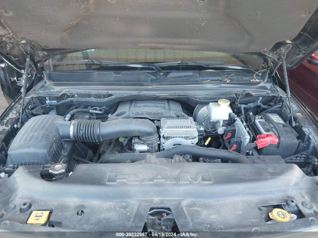 1C6SRFJTXNN131805 RAM 1500 Laramie  4x4 5'7 Box