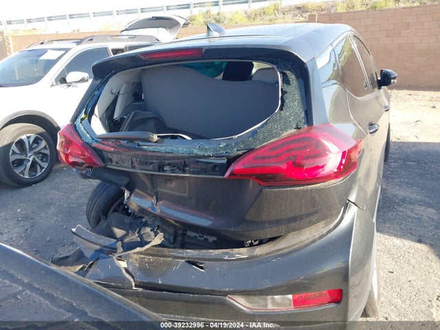1G1FY6S00M4105518 Chevrolet 2021
