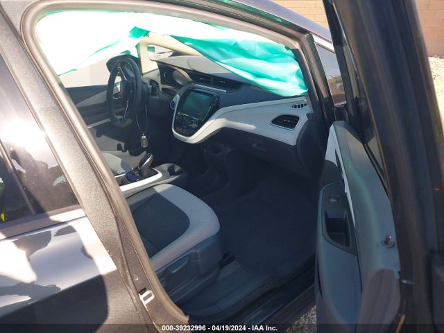 1G1FY6S00M4105518 Chevrolet 2021