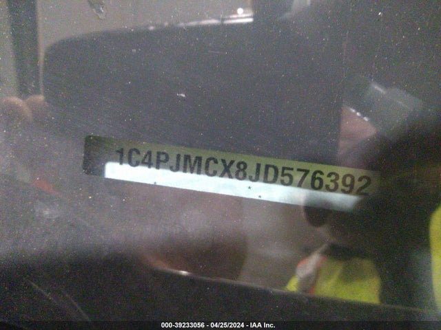 1C4PJMCX8JD576392 Jeep Cherokee Latitude 4x4