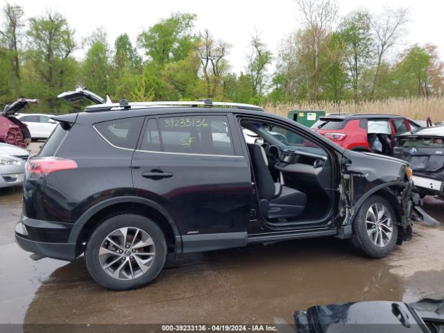JTMRJREV4HD067699 Toyota Rav4 Hybrid Xle