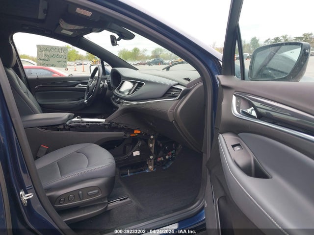 5GAEVBKW0PJ101761 Buick Enclave Premium Awd