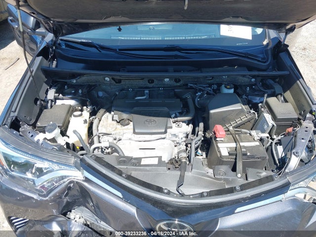 Toyota RAV4 LE 2018 JTMZFREV2JJ731250 Image 10