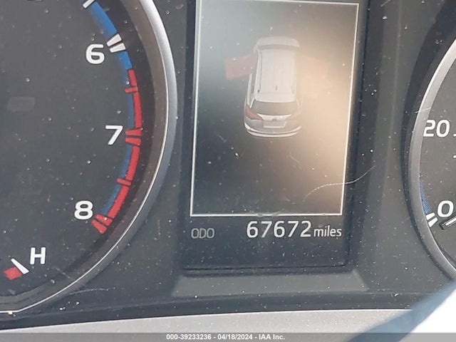 Toyota RAV4 LE 2018 JTMZFREV2JJ731250 Image 15