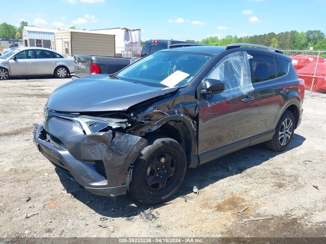 Toyota RAV4 LE 2018 JTMZFREV2JJ731250 Image 2