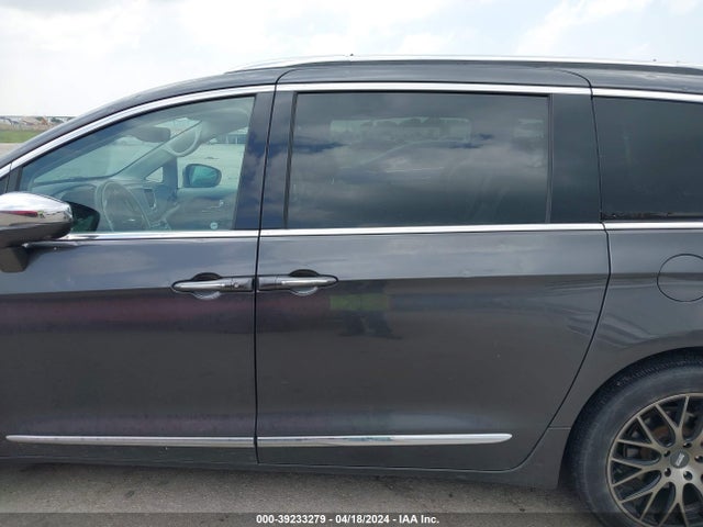 2C4RC1GG4JR125307 Chrysler Pacifica Limited
