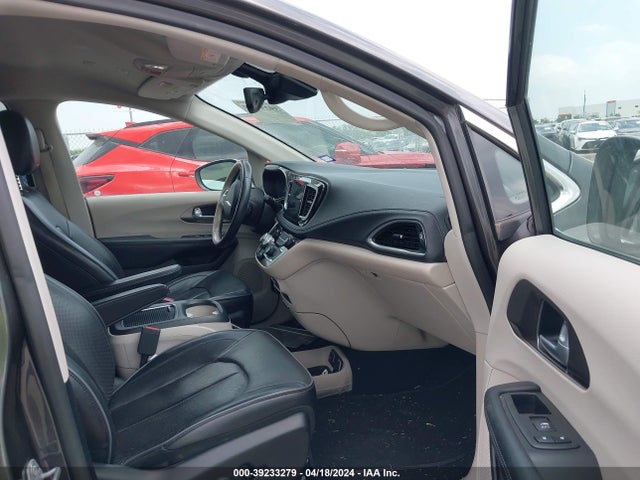 2C4RC1GG4JR125307 Chrysler Pacifica Limited