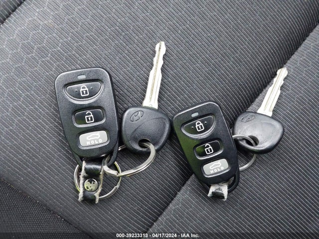 Hyundai ELANTRA SE 2018 5NPD74LF4JH231847 Image 11