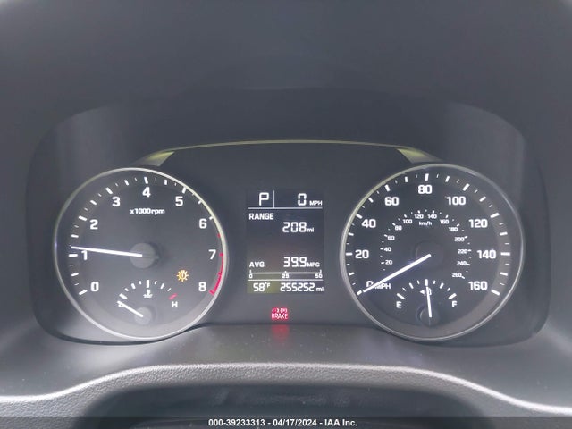 Hyundai ELANTRA SE 2018 5NPD74LF4JH231847 Image 7