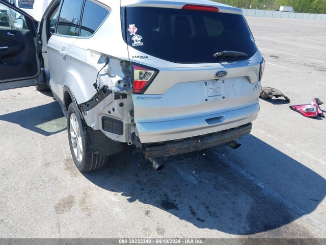 Ford ESCAPE SE 2017 1FMCU9GD1HUC41970 Image 6
