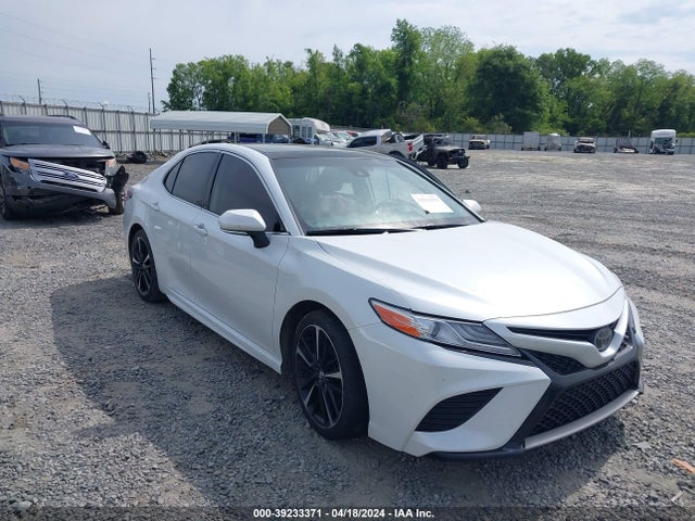 Toyota CAMRY XSE 2019 4T1B61HK0KU784836 главное изображение