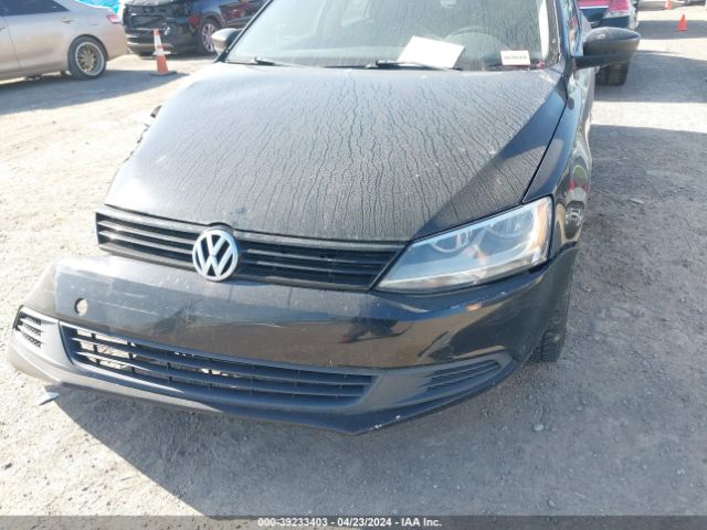 3VW2K7AJ7EM399767 Volkswagen Jetta 2.0l S