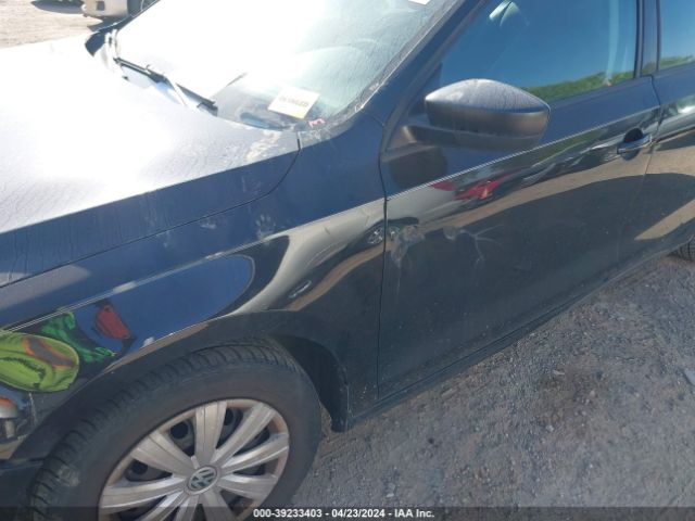 3VW2K7AJ7EM399767 Volkswagen Jetta 2.0l S