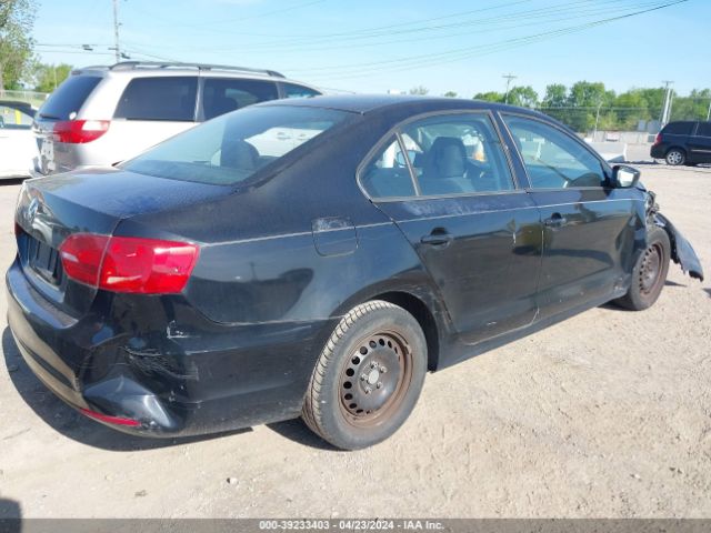 3VW2K7AJ7EM399767 Volkswagen Jetta 2.0l S