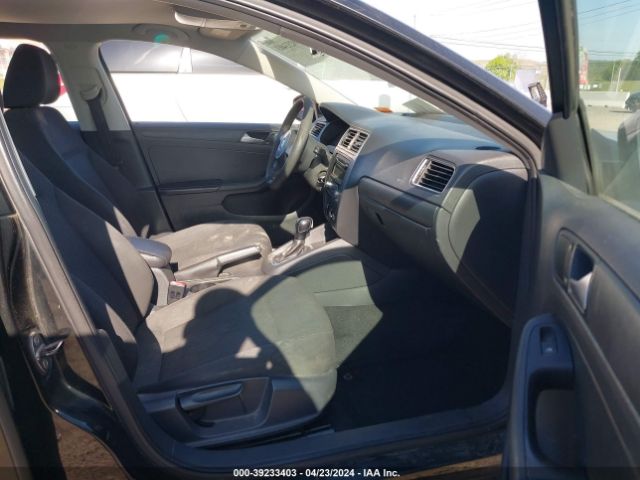3VW2K7AJ7EM399767 Volkswagen Jetta 2.0l S