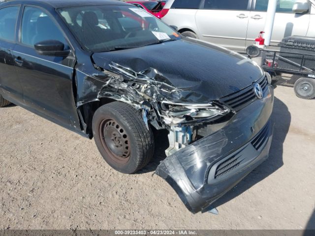 3VW2K7AJ7EM399767 Volkswagen Jetta 2.0l S