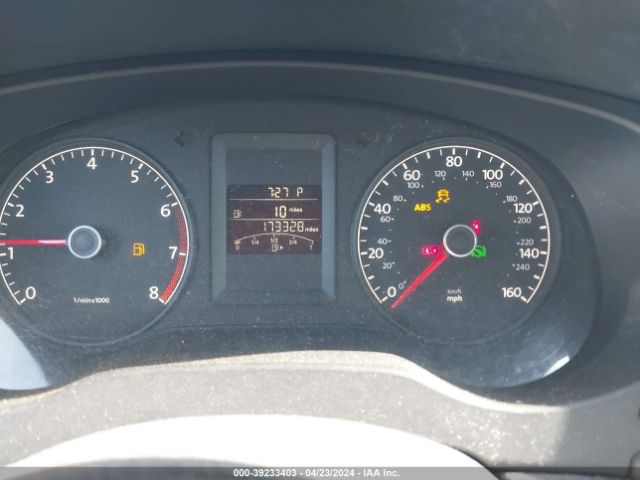 3VW2K7AJ7EM399767 Volkswagen Jetta 2.0l S