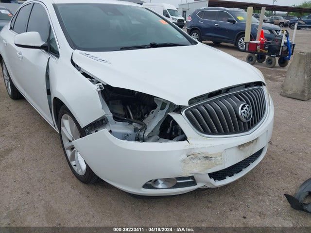 1G4PR5SK5F4184462 Buick Verano Convenience Group