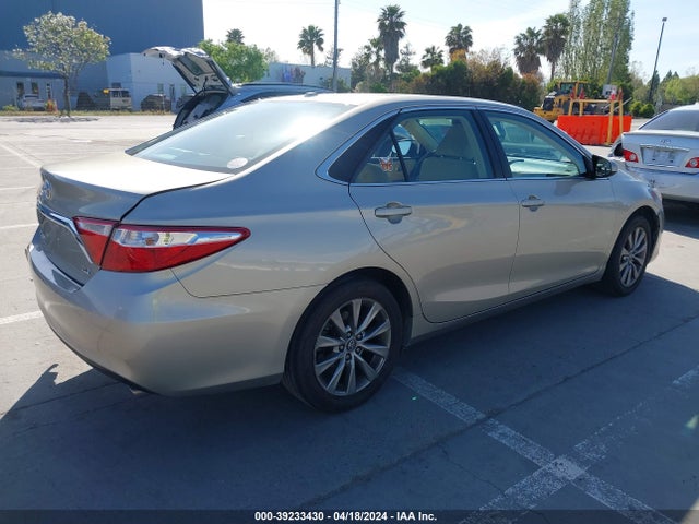 Toyota CAMRY XLE 2016 4T1BF1FK8GU576245 Image 4
