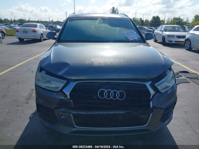 WA1BCCFS1HR006207 Audi Q3 2.0t Premium