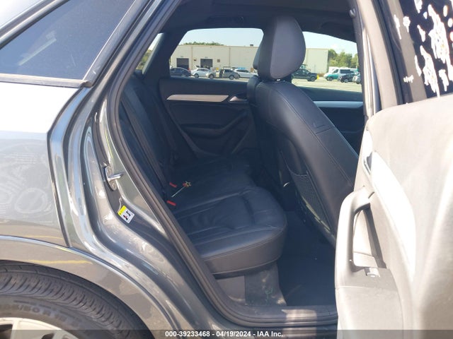WA1BCCFS1HR006207 Audi Q3 2.0t Premium