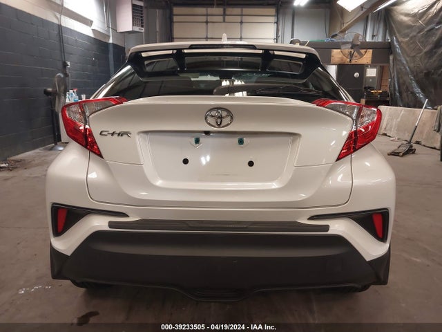 Toyota C-HR LE 2020 NMTKHMBX9LR104778 Image 16