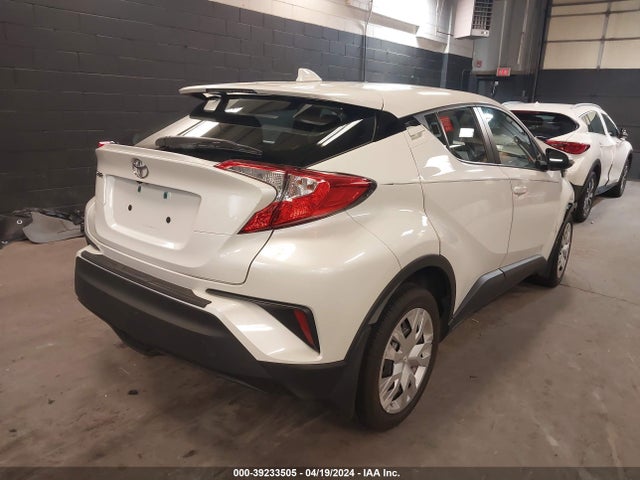 Toyota C-HR LE 2020 NMTKHMBX9LR104778 Image 4