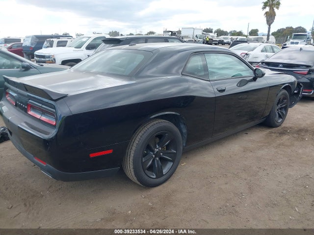 Dodge Challenger Sxt 2018 2C3CDZAG9JH262845 Image 4