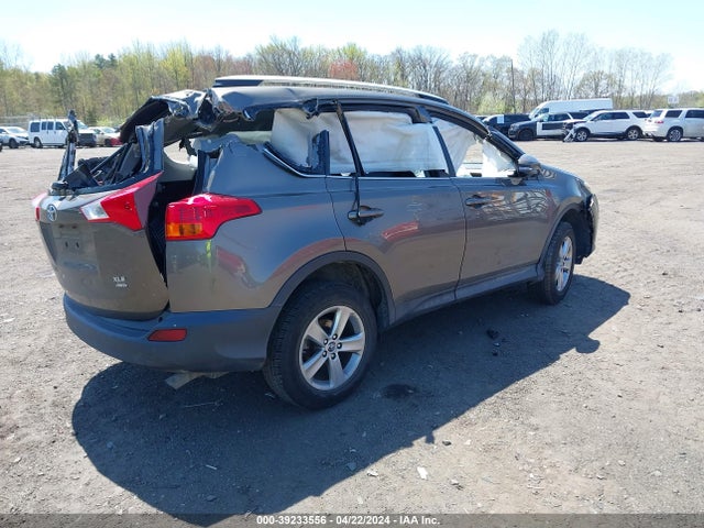 Toyota Rav4 Xle 2015 2T3RFREV3FW230456 Image 4