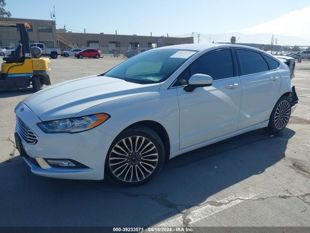 Ford Fusion Titanium 2017 3FA6P0K97HR180791 Image 2