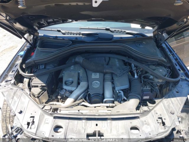 2017 MERCEDES-BENZ AMG GLS 63 4JGDF7FE6HA973350 Photo 9