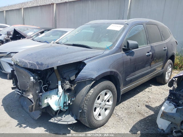 Chevrolet Traverse Ls 2016 1GNKRFEDXGJ113706 Image 2