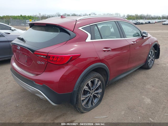 Infiniti Qx30 Premium 2018 SJKCH5CR9JA045900 Image 4