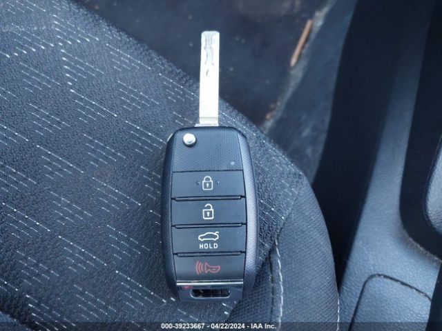 3KPA25ADXNE468362 KIA Rio 5-door S