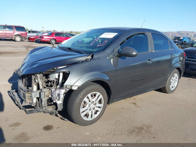 Chevrolet Sonic Ls Auto 2018 1G1JB5SH8J4122817 Image 2