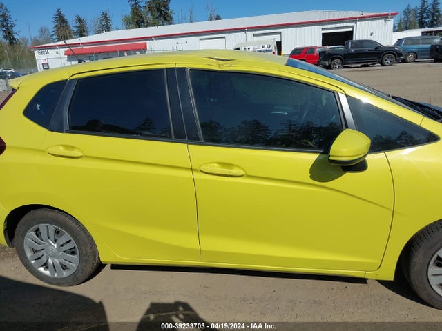 Honda FIT LX 2017 JHMGK5H56HS001772 Image 13
